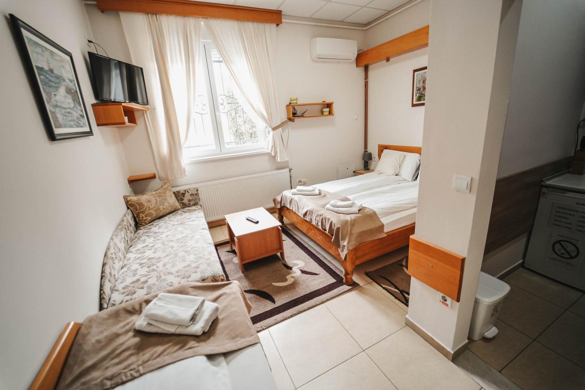 B&B Passage Sremska Mitrovica Zewnętrze zdjęcie