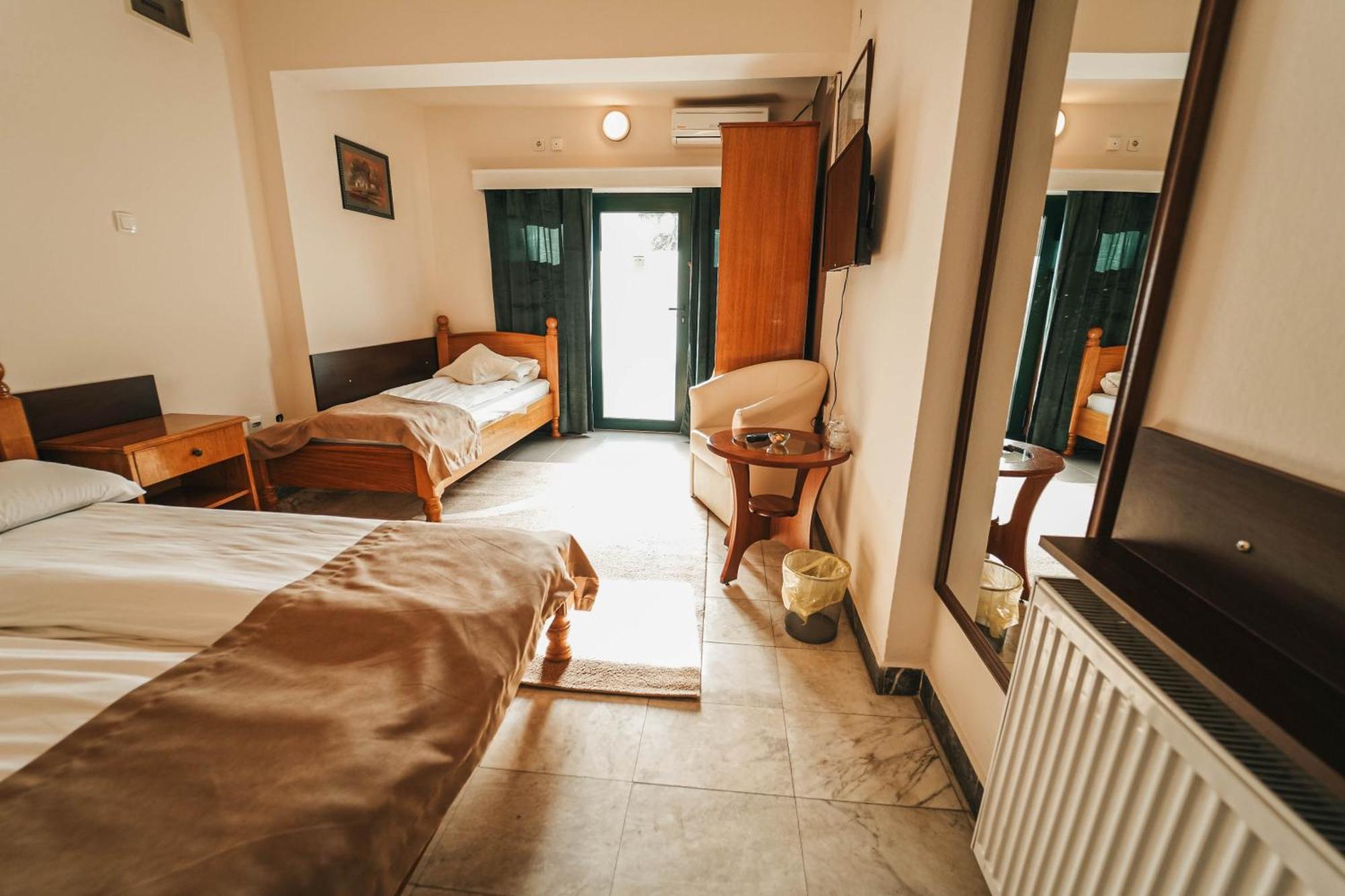 B&B Passage Sremska Mitrovica Zewnętrze zdjęcie