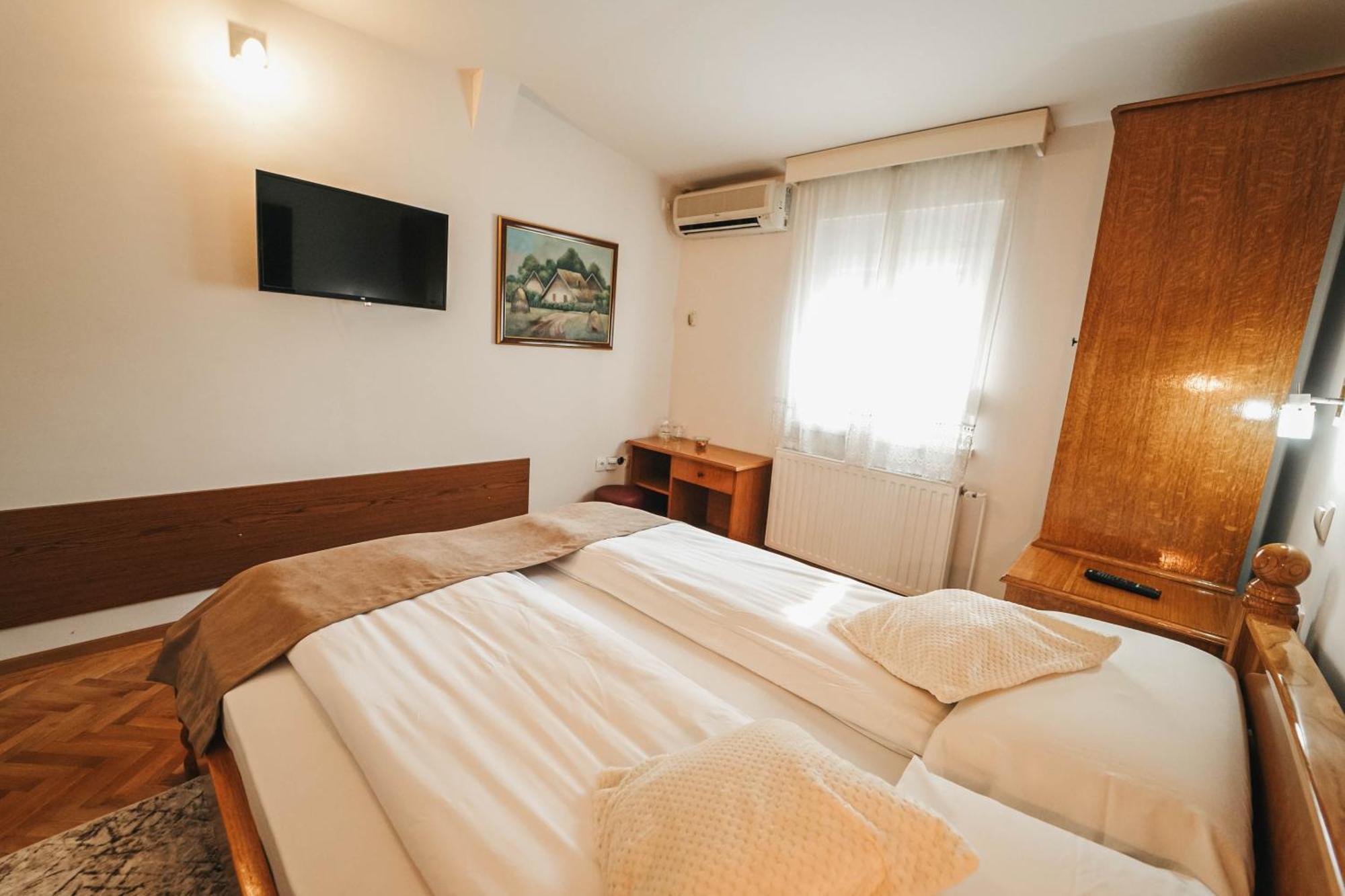 B&B Passage Sremska Mitrovica Zewnętrze zdjęcie
