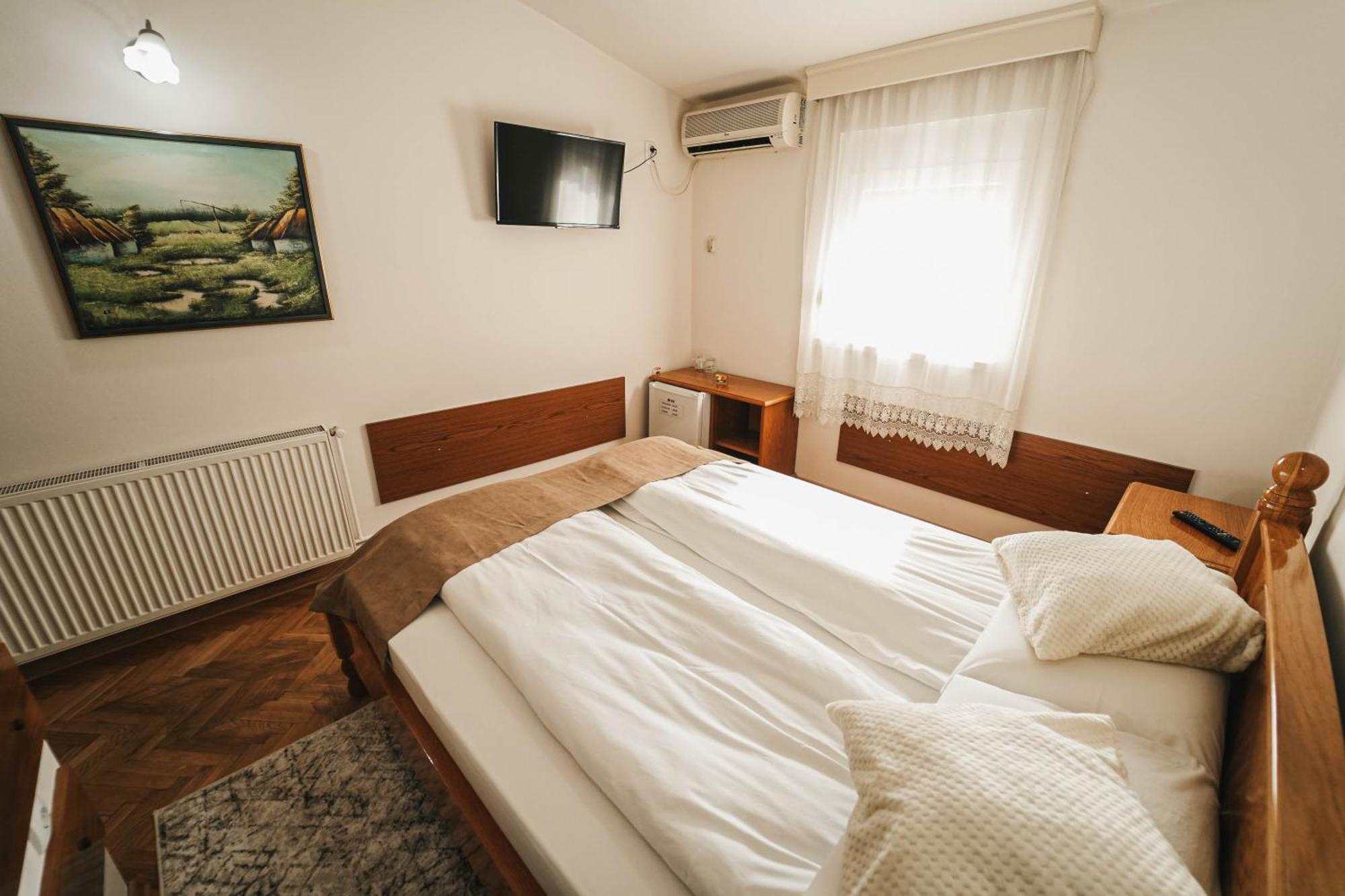 B&B Passage Sremska Mitrovica Zewnętrze zdjęcie