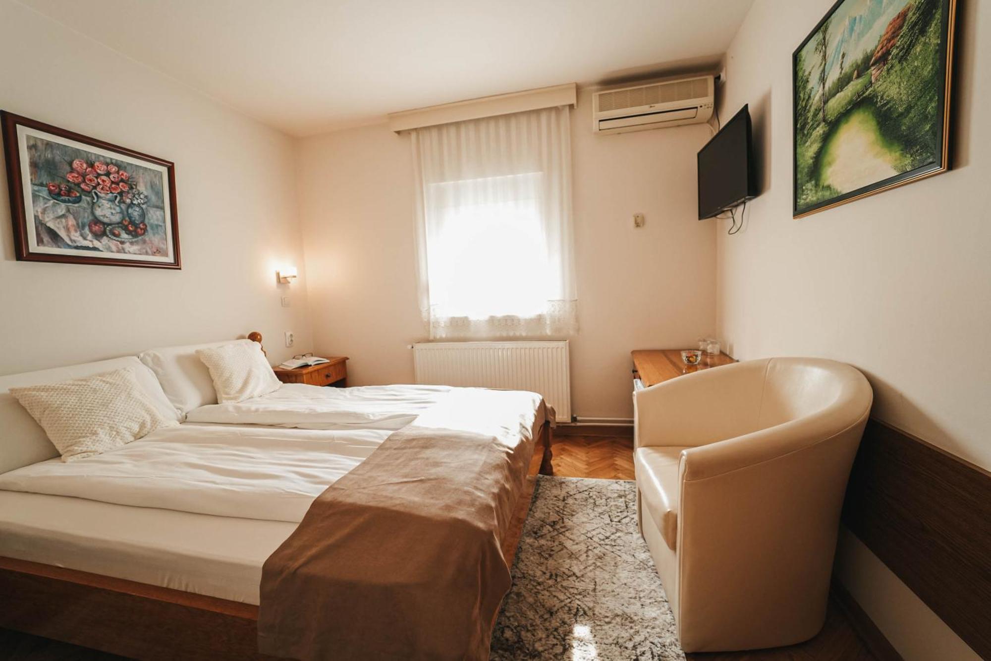 B&B Passage Sremska Mitrovica Zewnętrze zdjęcie