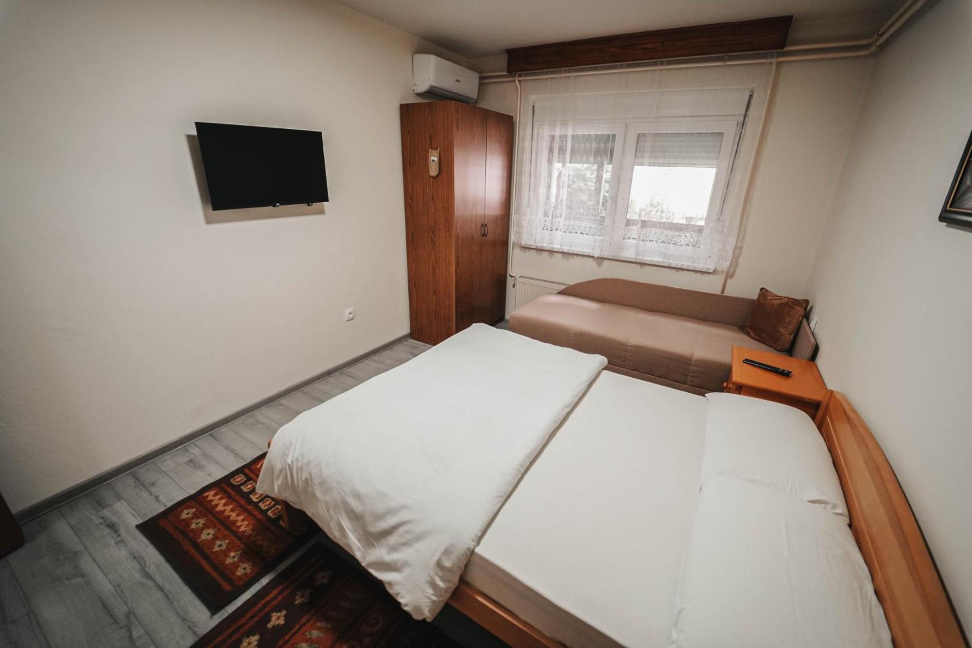 B&B Passage Sremska Mitrovica Zewnętrze zdjęcie